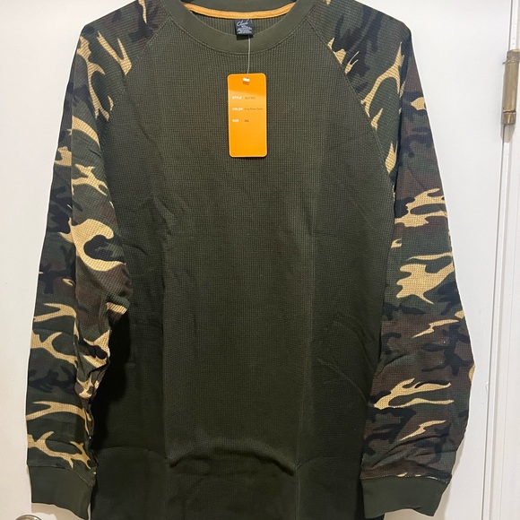 Green Color Army Green Camo Thermal Men's Thermal long sleeves - NEW - Picture 3 of 6